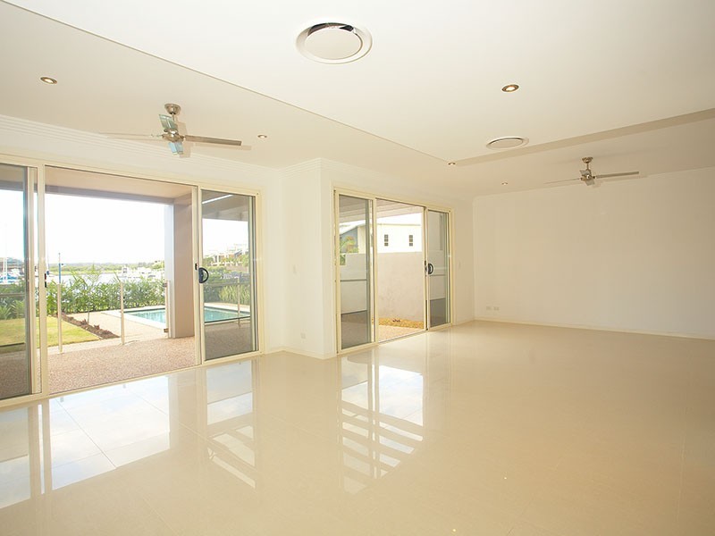 20 Brindabella Close, Coomera Waters QLD 4209