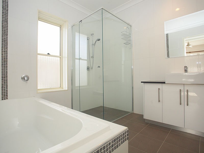 20 Brindabella Close, Coomera Waters QLD 4209