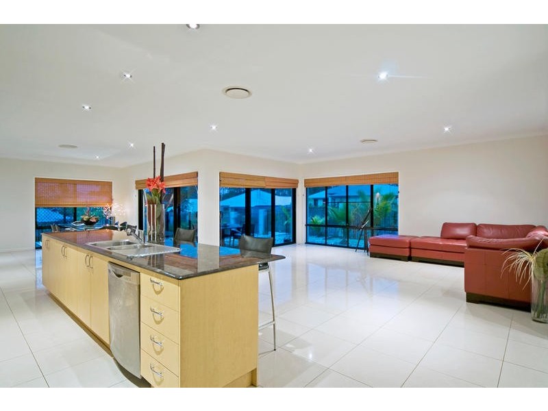 21 Slipstream Road, Coomera Waters QLD 4209