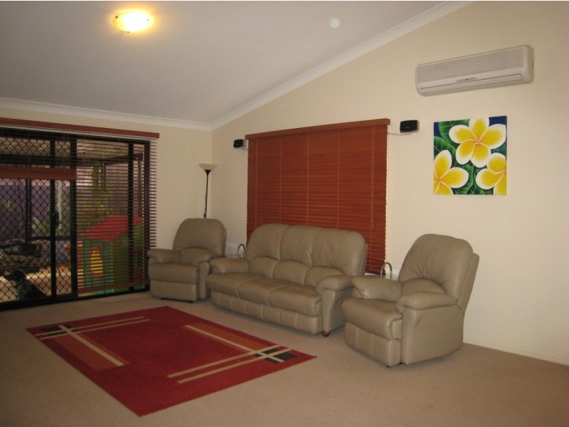64 Serafina Drive, Helensvale QLD 4212