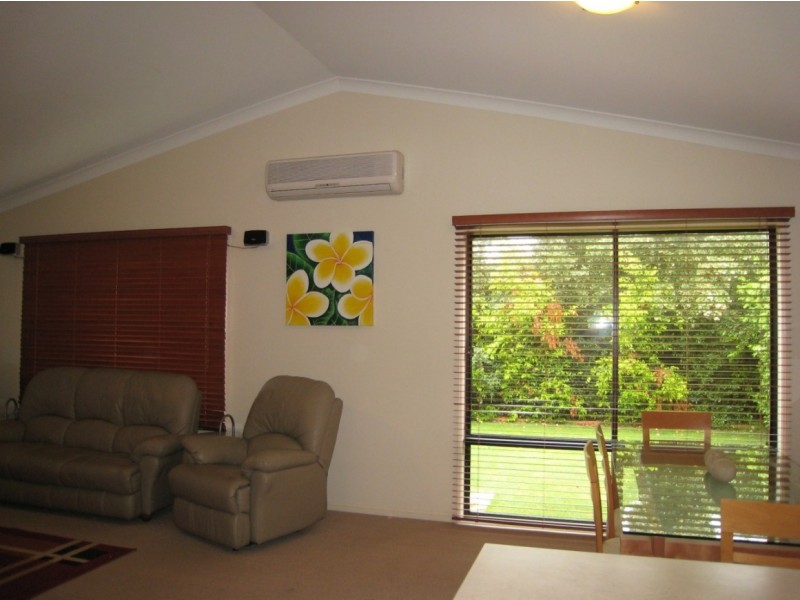 64 Serafina Drive, Helensvale QLD 4212