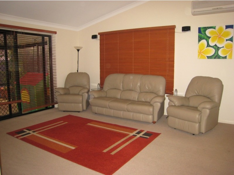 64 Serafina Drive, Helensvale QLD 4212