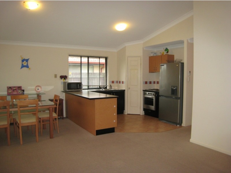 64 Serafina Drive, Helensvale QLD 4212