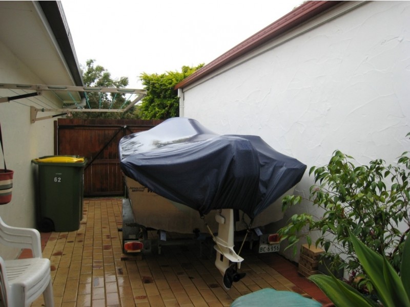 64 Serafina Drive, Helensvale QLD 4212