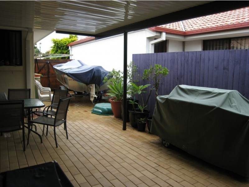 64 Serafina Drive, Helensvale QLD 4212