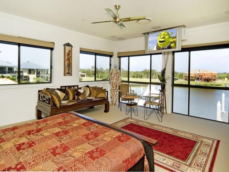 Coomera Waters QLD 4209