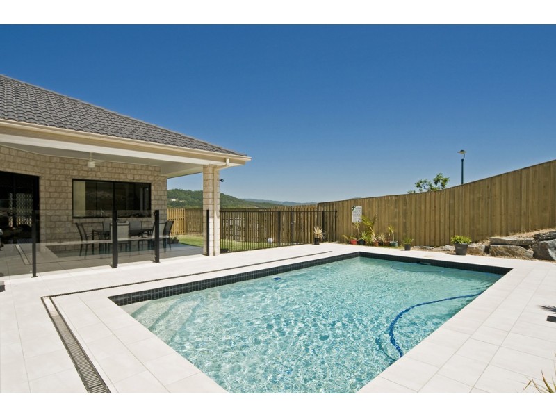 Pacific Pines QLD 4211