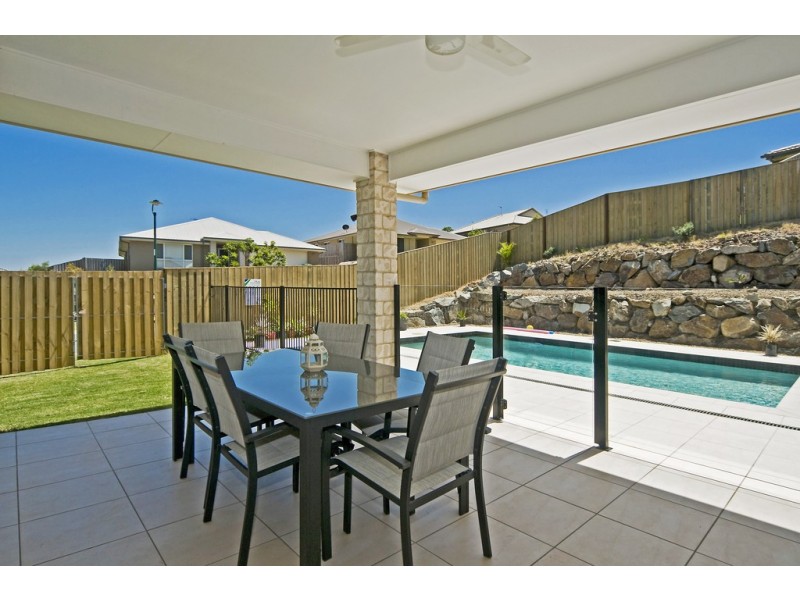 Pacific Pines QLD 4211