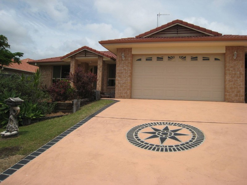 Pacific Pines QLD 4211