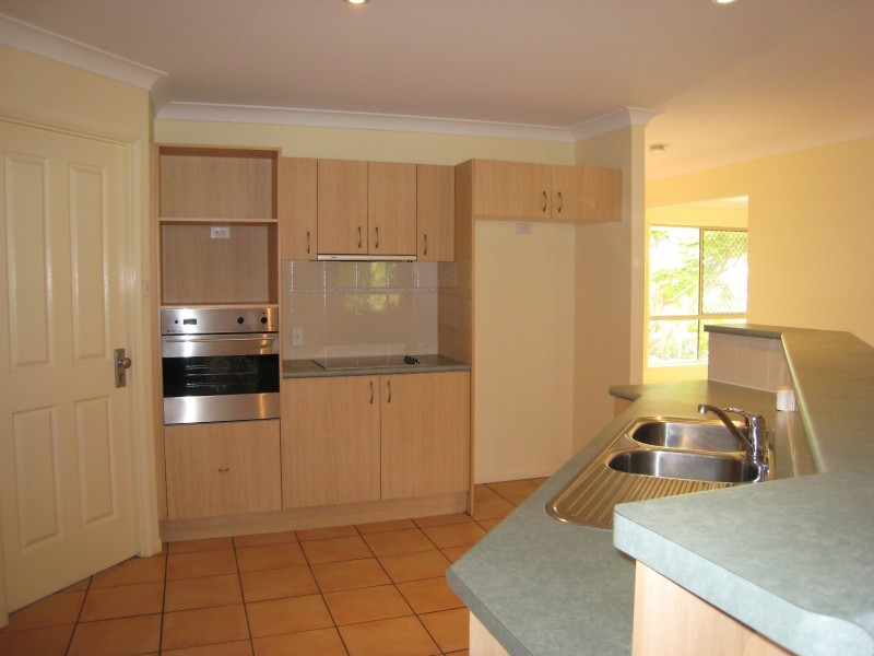 Pacific Pines QLD 4211