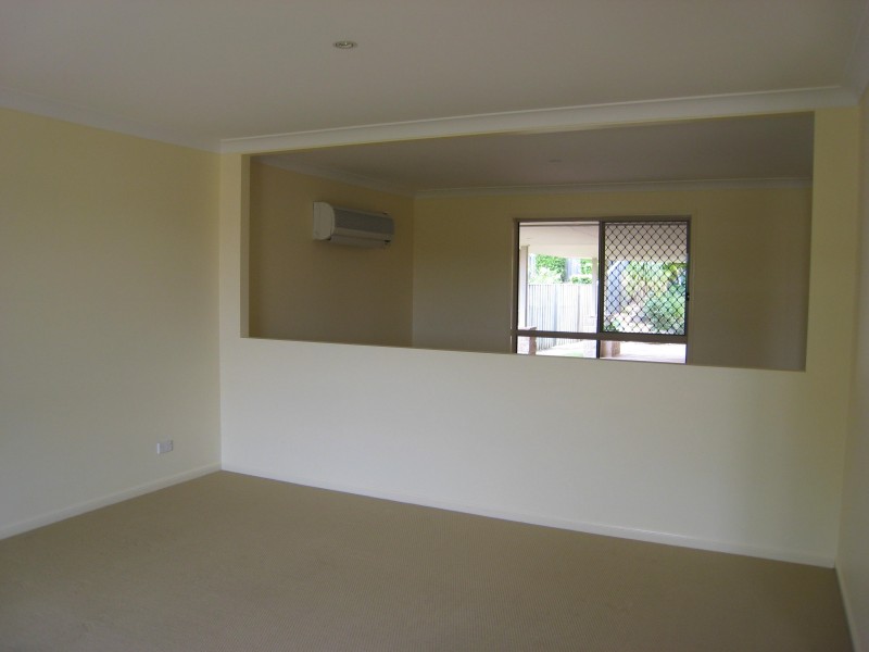 Pacific Pines QLD 4211