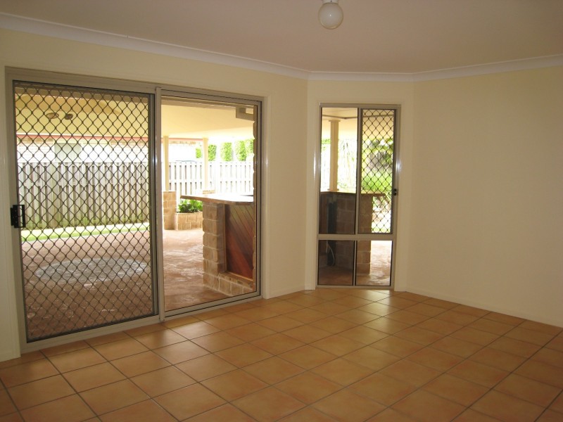 Pacific Pines QLD 4211