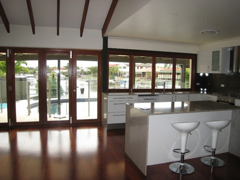 Paradise Point QLD 4216