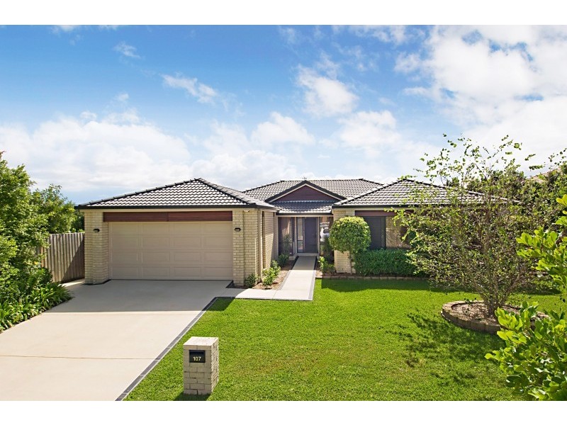 Pacific Pines QLD 4211