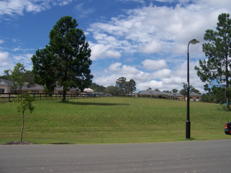 Maudsland QLD 4210