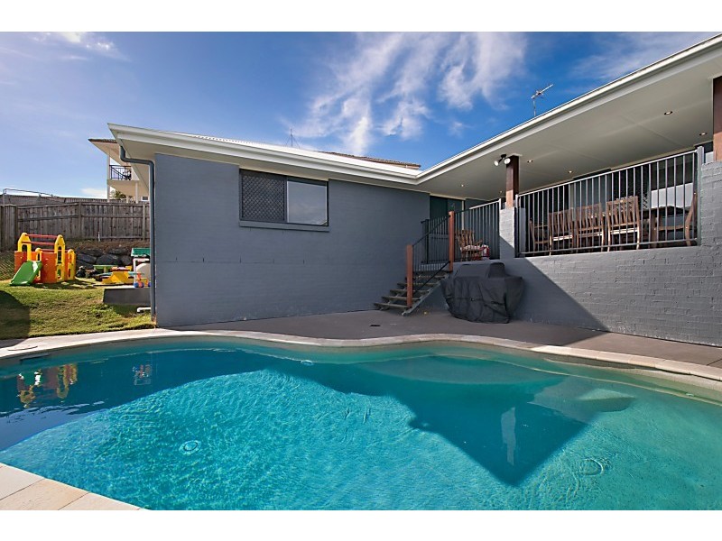 Pacific Pines QLD 4211