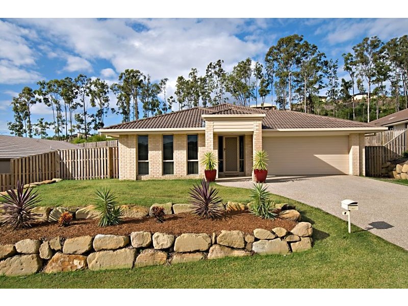Pacific Pines QLD 4211