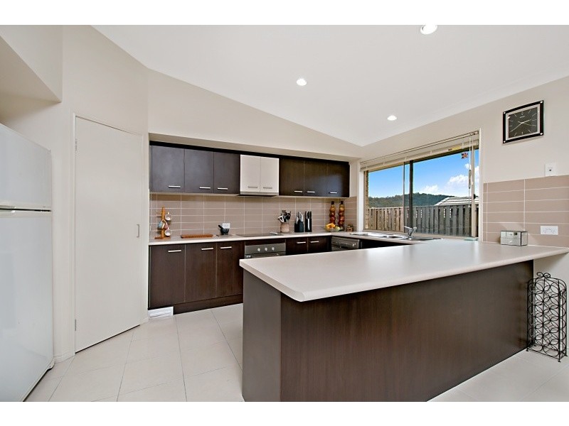Pacific Pines QLD 4211