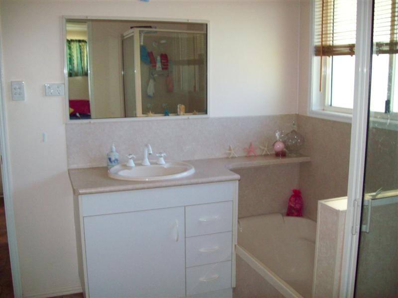 2 Hensler Street, Goondiwindi QLD 4390