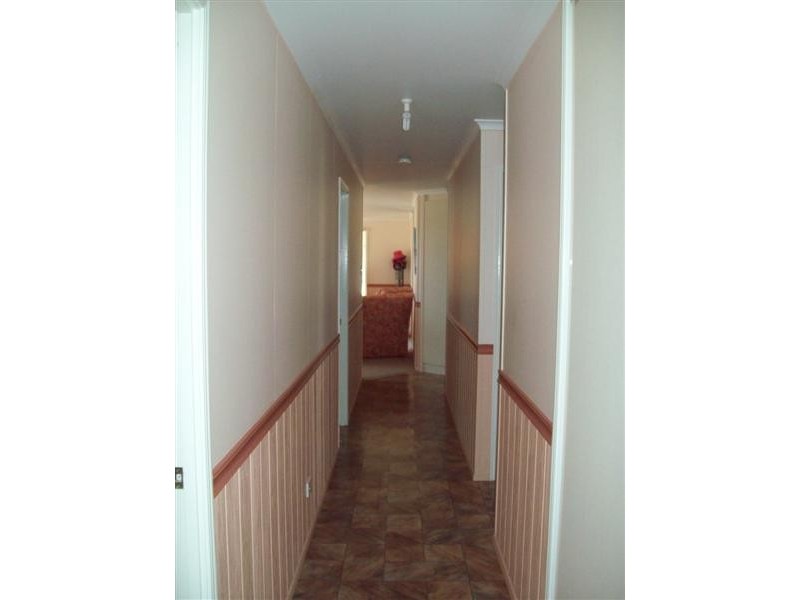 2 Hensler Street, Goondiwindi QLD 4390