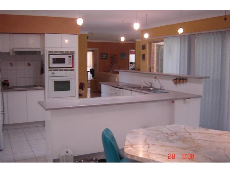 18 Carrum Court, Robina QLD 4226