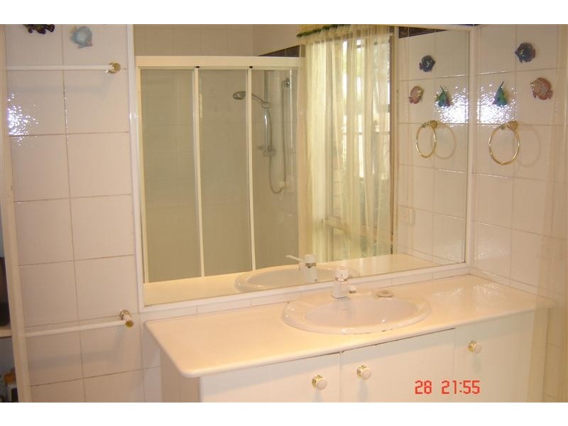 18 Carrum Court, Robina QLD 4226