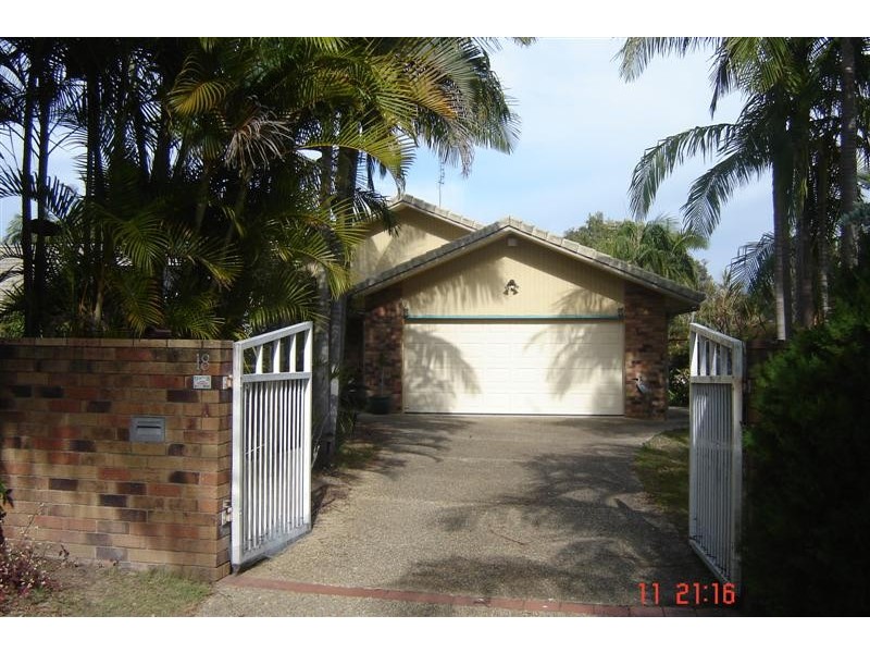 18 Carrum Court, Robina QLD 4226