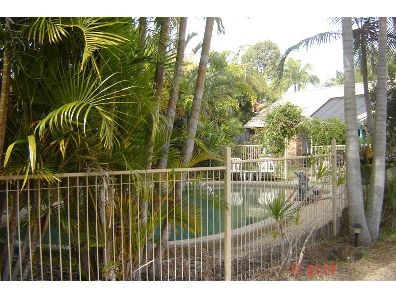 18 Carrum Court, Robina QLD 4226