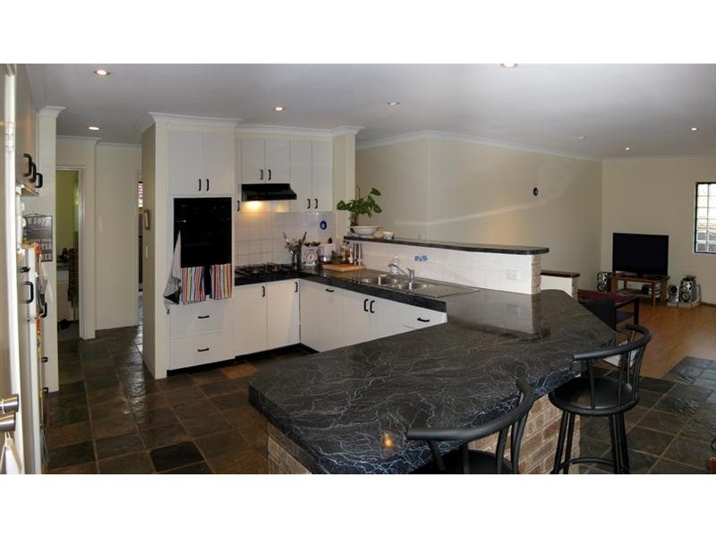 105 Zenobia Street, Palmyra WA 6157