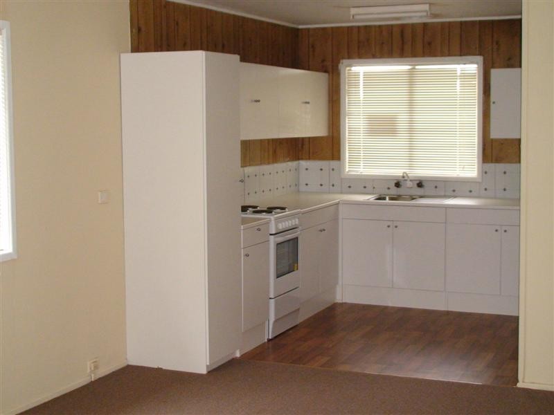 81 Mayes Avenue, Kingston QLD 4114