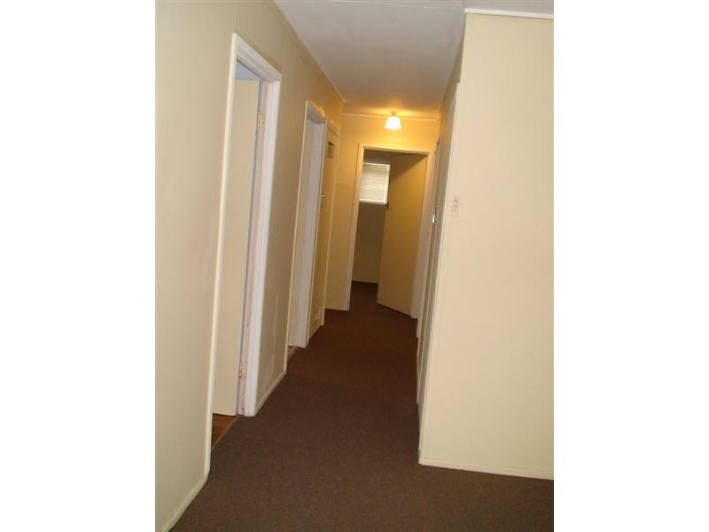 81 Mayes Avenue, Kingston QLD 4114