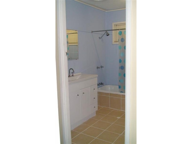 81 Mayes Avenue, Kingston QLD 4114