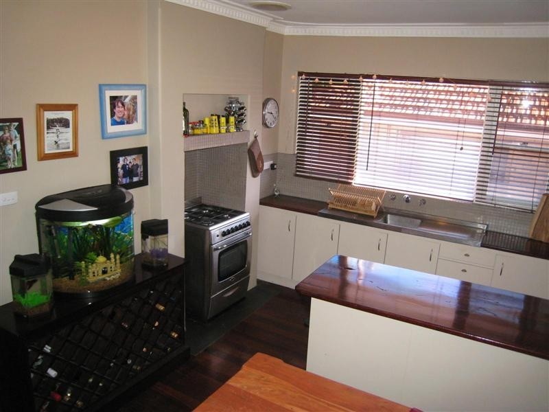 17 Paget Street, Hilton WA 6163