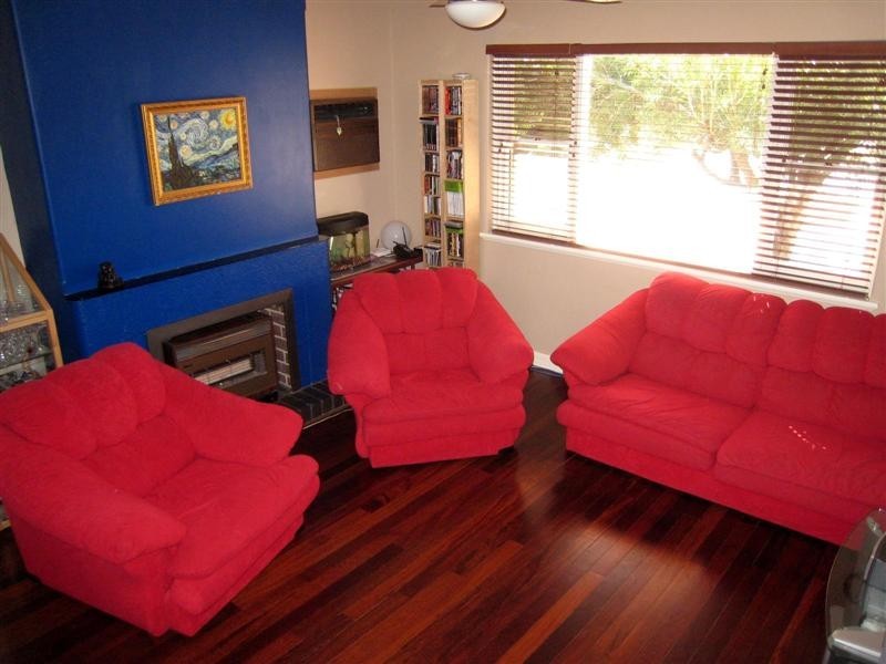 17 Paget Street, Hilton WA 6163