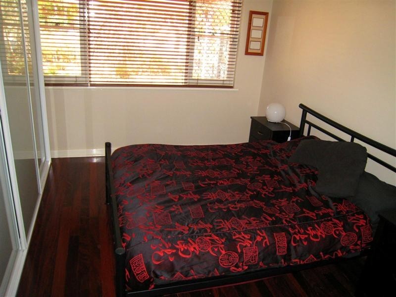 17 Paget Street, Hilton WA 6163