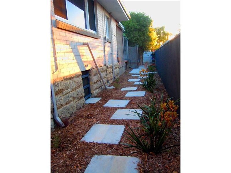 17 Paget Street, Hilton WA 6163