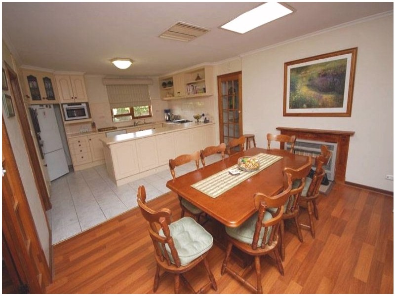 25 Von Nida, Fairview Park SA 5126