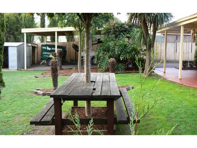 10 Jeanette Street, Woori Yallock VIC 3139