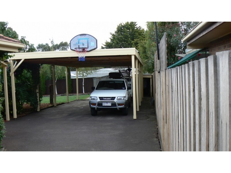 10 Jeanette Street, Woori Yallock VIC 3139