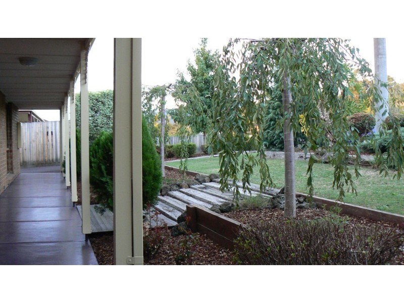 10 Jeanette Street, Woori Yallock VIC 3139