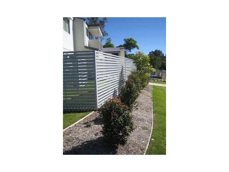 42 Careel Close, Helensvale QLD 4212