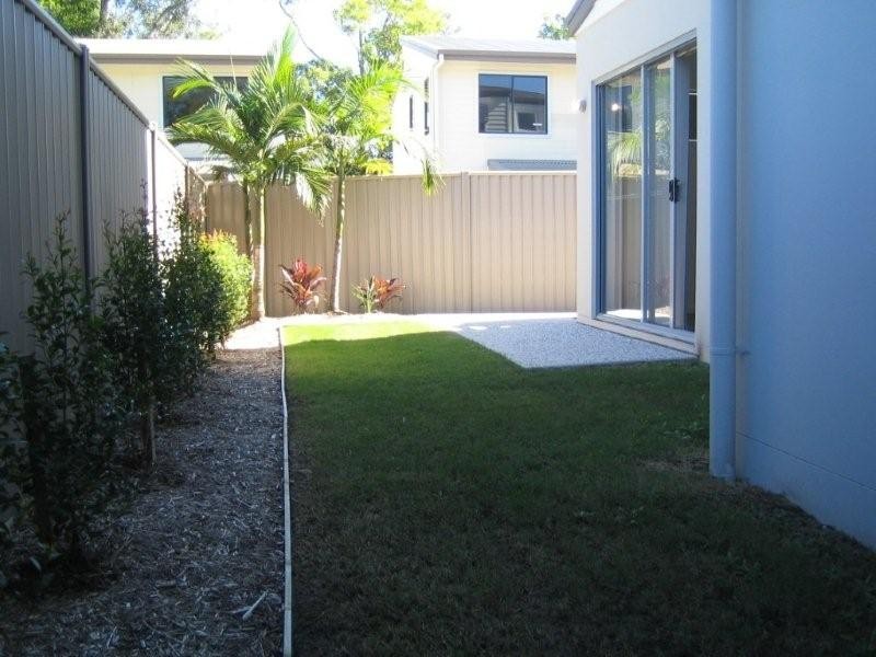 42 Careel Close, Helensvale QLD 4212