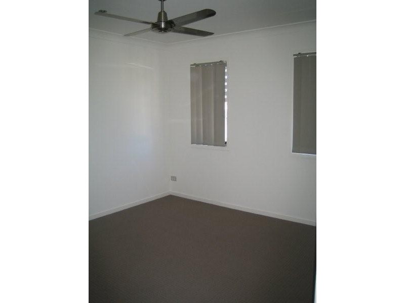 42 Careel Close, Helensvale QLD 4212