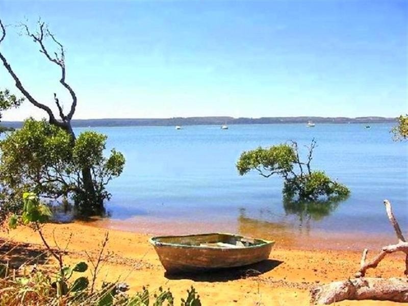 21 Florence Street, Macleay Island QLD 4184