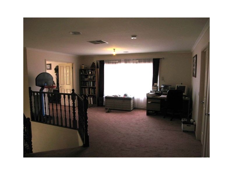 2 Honeyeater Court, Tarneit VIC 3029