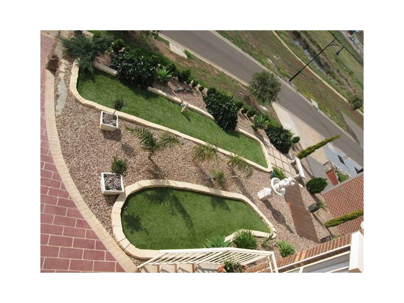 2 Honeyeater Court, Tarneit VIC 3029