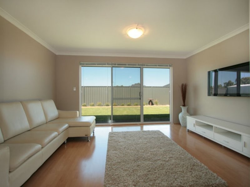 280 Adelaide Street, High Wycombe WA 6057