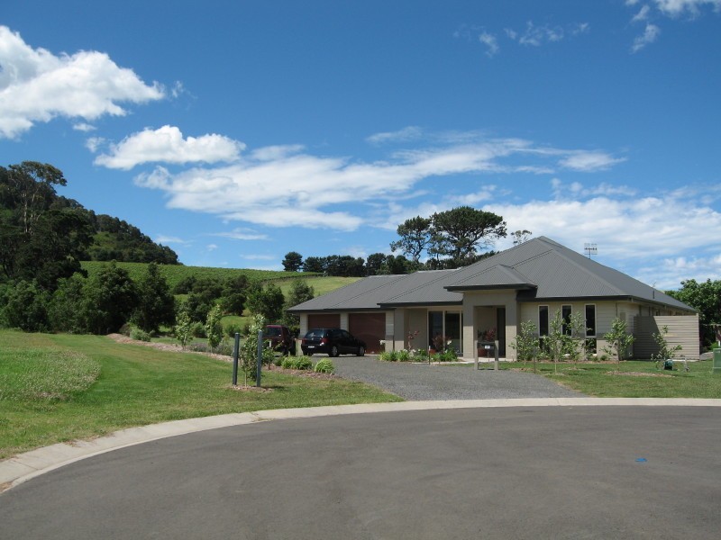 37 Andrews Way, Coolangatta NSW 2535