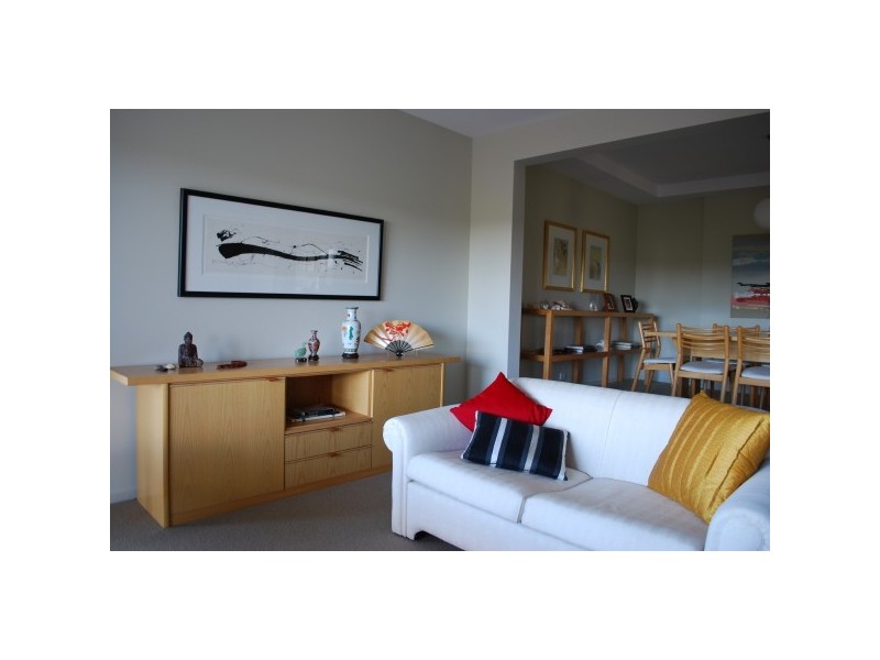 37 Andrews Way, Coolangatta NSW 2535