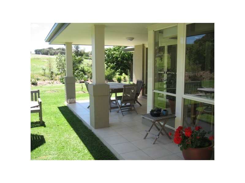 37 Andrews Way, Coolangatta NSW 2535